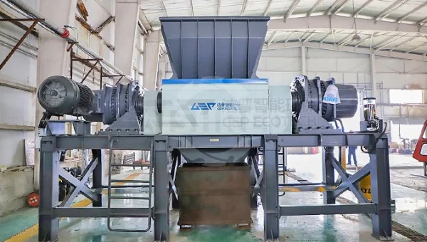 Déchiqueteur à Double Arbre