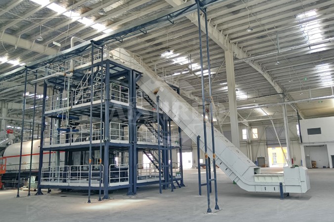 Broyeur à quatre arbres destiné à un projet de recyclage de batteries au lithium dans la province du Henan, en Chine