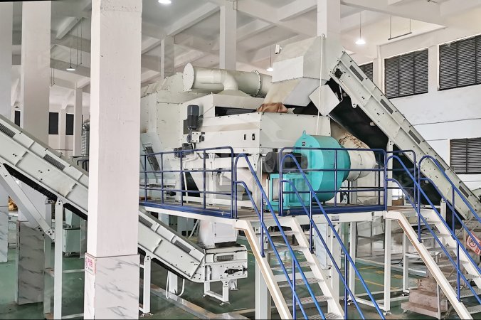Séparateur pneumatique pour un projet d'élimination des déchets volumineux dans la province du Jiangxi, en Chine