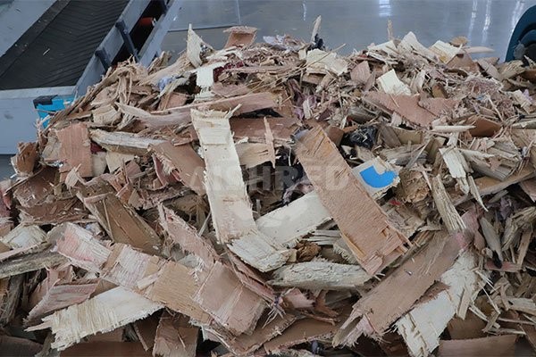 Placage de bois usagé