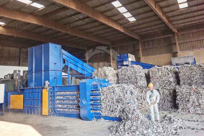 Presse à déchets pour un projet de production annuelle de 100 000 tonnes de déchets textiles en combustible alternatif dans le delta du fleuve Yangtsé, Chine